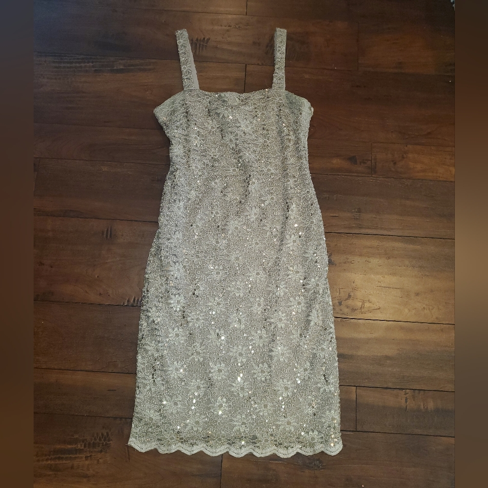 R & M Collection - Champange Lace 2 Pc- Women's Dress with Jacket Size 10 - Picture 2 of 16